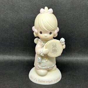 Precious Moments “Birds of a feather collect together” figurine